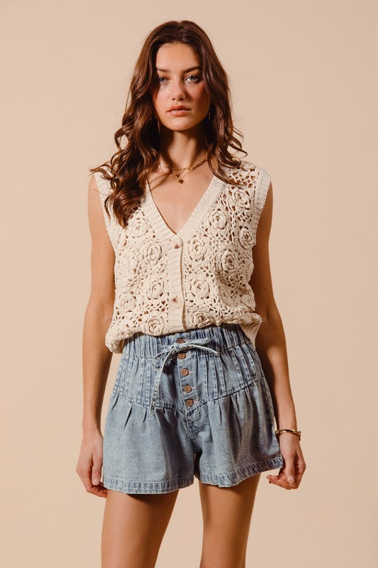 The Sutton Sweetheart Button Denim Shorts